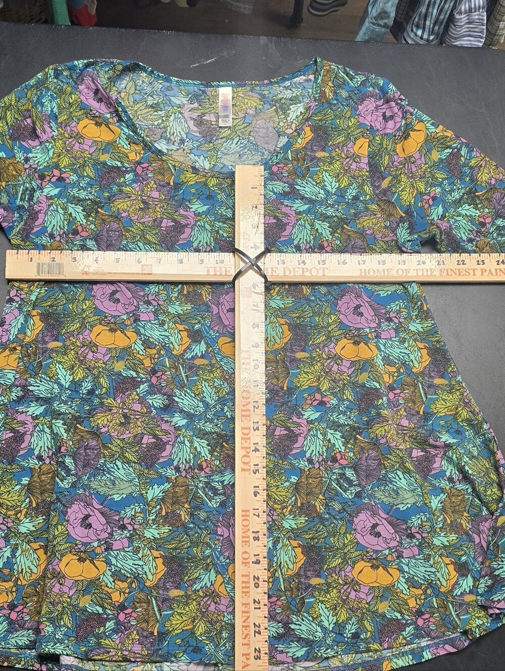LuLaRoe Floral Scoop Neck Tunic Top Tee Teal Purple Large - Picture 7 of 8